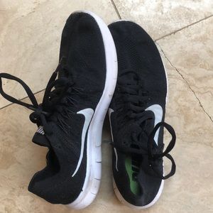 Nike Fly Knit Free Run